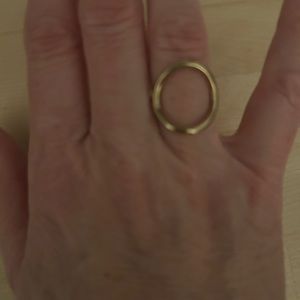 Gorjana gold circle ring. Size 6